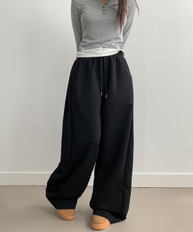 サイドピンタックワイドトレーニングパンツ BLACK