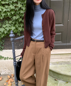 ラウンドネックカーディガン BROWN