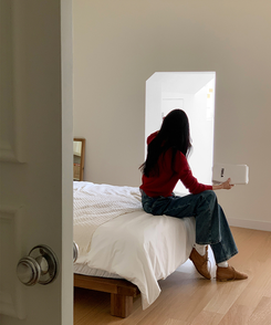 ラウンドネックカーディガン RED