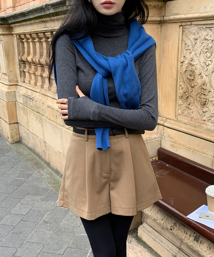 ラウンドネックカーディガン BLUE