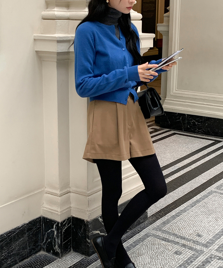 ラウンドネックカーディガン BLUE