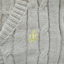 ケーブルクロップVネックニットカーディガン