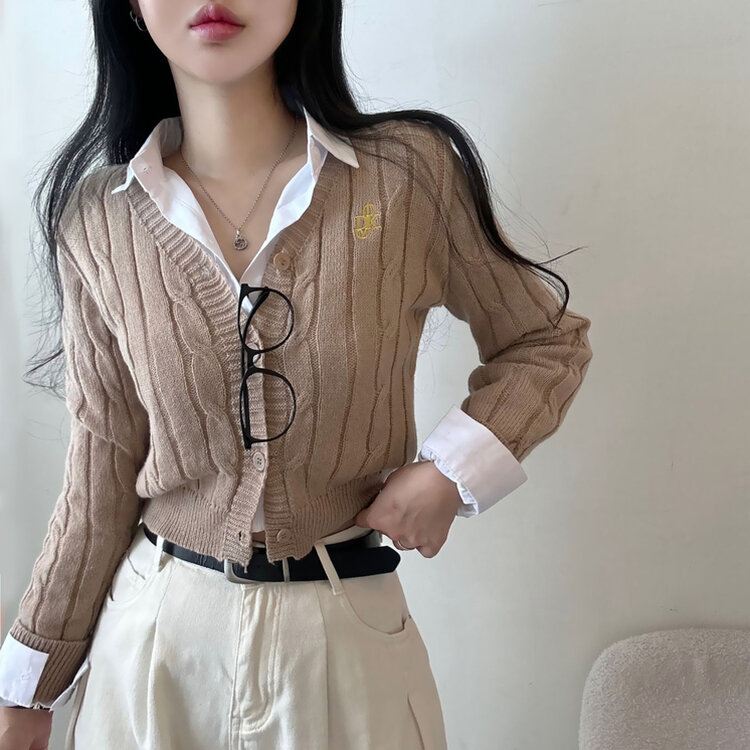 ケーブルクロップVネックニットカーディガン BEIGE