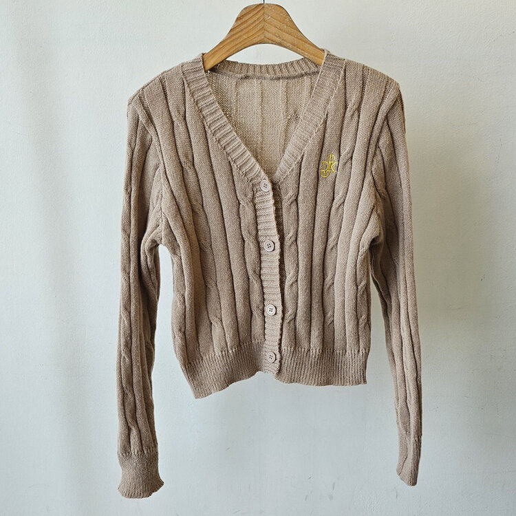 ケーブルクロップVネックニットカーディガン