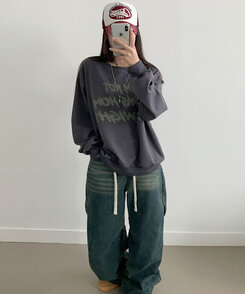 レタリングプリントオーバーフィット長袖トレーナー CHARCOAL