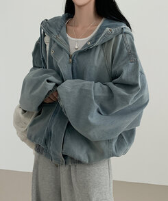 オーバーフィットデニムジャンパー BLUE