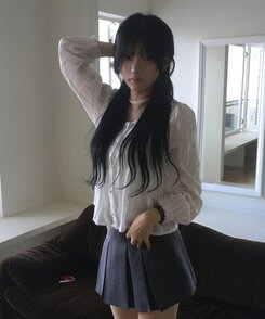 シャーリングブラウス WHITE