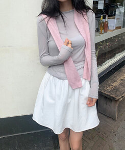 ミニスカート フェミニンシャーリングミニスカート COTTON WHITE