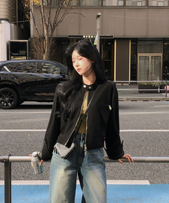 クロップルーズフィットジャケット BLACK