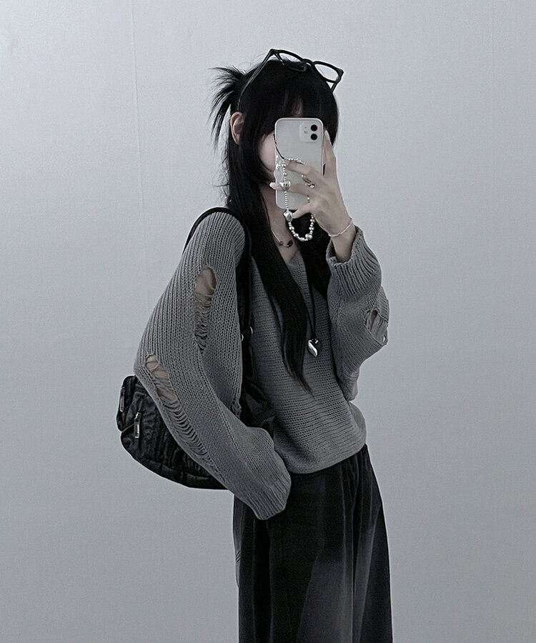 메르데미지헤짐크롭긴팔니트 그레이