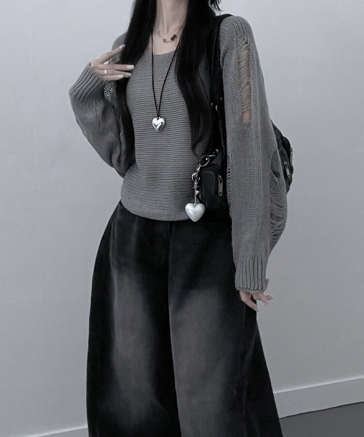 메르데미지헤짐크롭긴팔니트 그레이