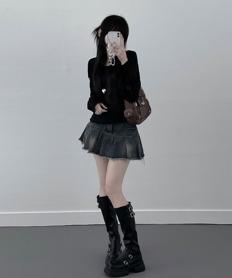 메르데미지헤짐크롭긴팔니트 블랙