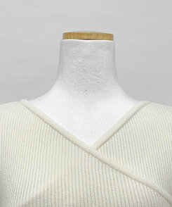 フェミニンラップ長袖ニット