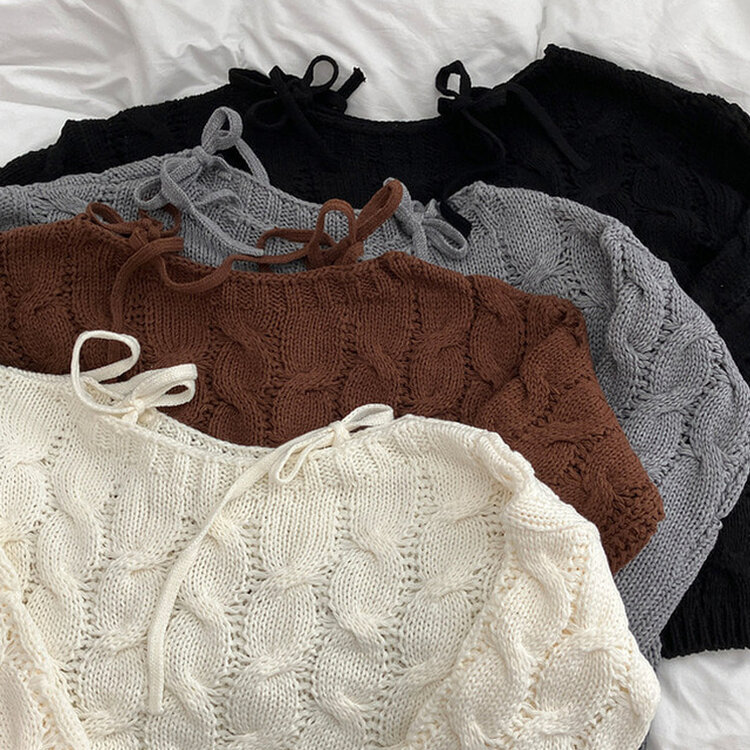 휴이 보트넥 리본 꽈배기 어깨 트임 오프숄더 루즈핏 니트