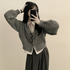 고퀄 아방핏 브이넥 하찌 크롭 벌룬 니트가디건 다크그레이