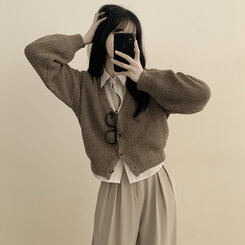 고퀄 아방핏 브이넥 하찌 크롭 벌룬 니트가디건 우드