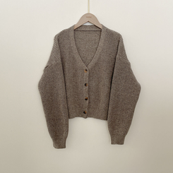 고퀄 아방핏 브이넥 하찌 크롭 벌룬 니트가디건