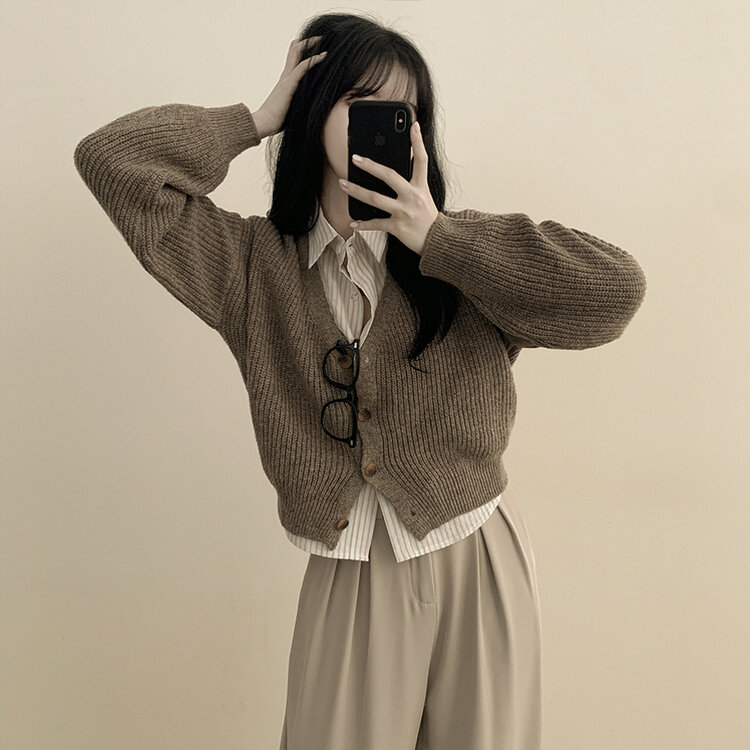 고퀄 아방핏 브이넥 하찌 크롭 벌룬 니트가디건 우드