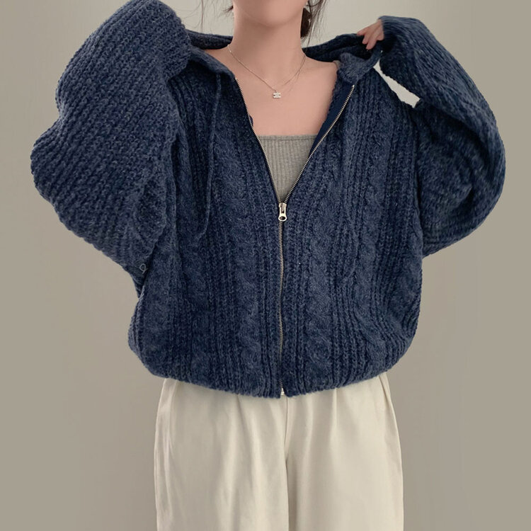 폭닥하게 감싸주는 벌룬 꽈배기 후드 니트 집업 7color 네이비