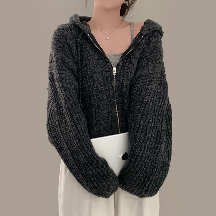 폭닥하게 감싸주는 벌룬 꽈배기 후드 니트 집업 7color 차콜