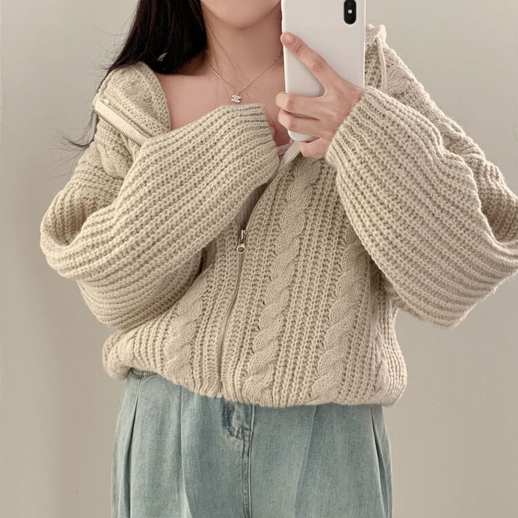 폭닥하게 감싸주는 벌룬 꽈배기 후드 니트 집업 7color 아이보리