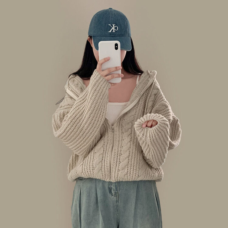 폭닥하게 감싸주는 벌룬 꽈배기 후드 니트 집업 7color 아이보리