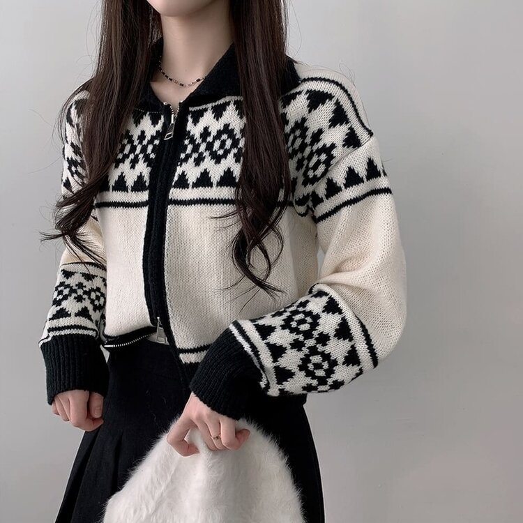 11할인 바잉 루즈핏 노르딕 배색 카라 투웨이 니트 집업 화이트