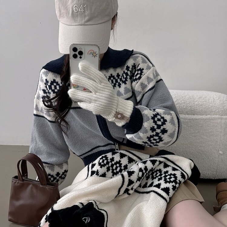 11할인 바잉 루즈핏 노르딕 배색 카라 투웨이 니트 집업 그레이