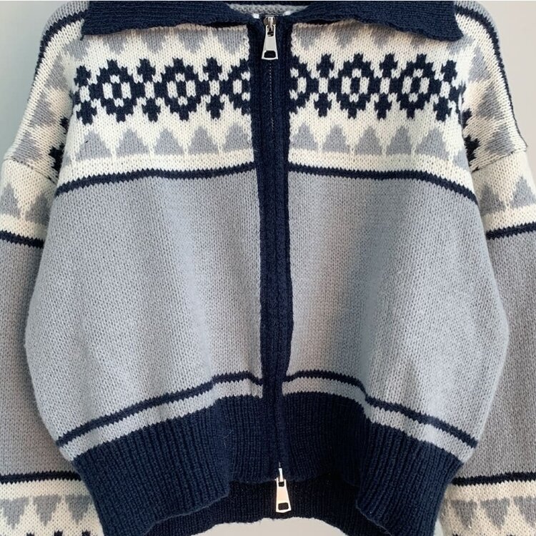 11할인 바잉 루즈핏 노르딕 배색 카라 투웨이 니트 집업