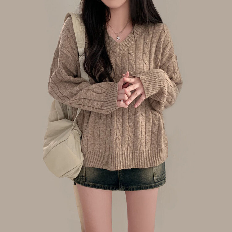 몽글몽글한 색감 꽈배기 브이넥 루즈핏 니트 10color 진베이지