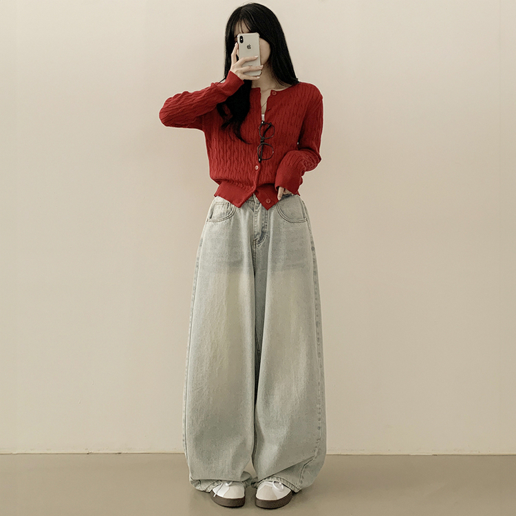 꽈배기 라운드 케이블 기본 세미크롭 긴팔 겨울가디건 레드