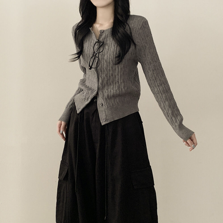 꽈배기 라운드 케이블 기본 세미크롭 긴팔 겨울가디건 그레이