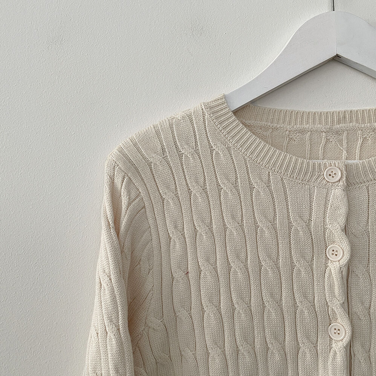 꽈배기 라운드 케이블 기본 세미크롭 긴팔 겨울가디건