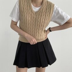 エッセンシャルクロップVネックベスト(5color) BEIGE
