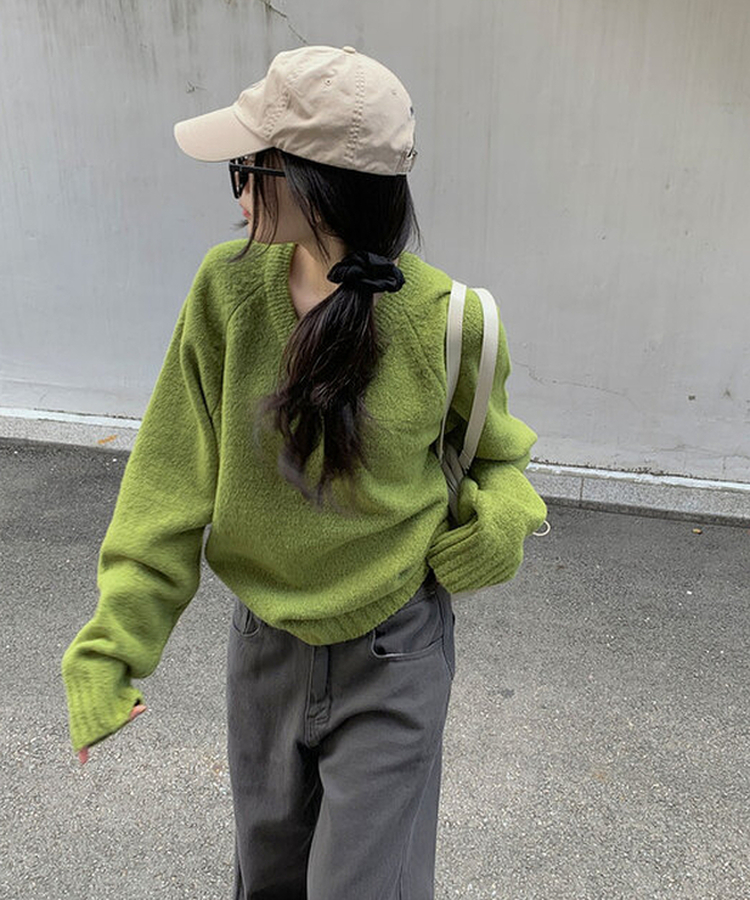 ふわふわニットVネック(9color)｜ニット｜韓国ファッション通販 SONA