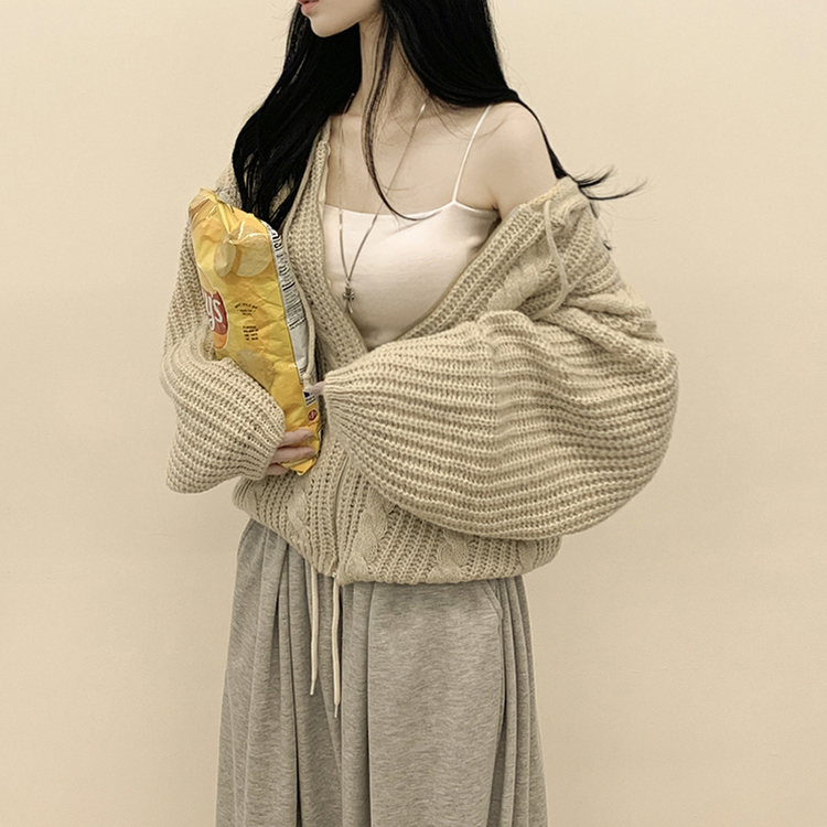 도톰 따뜻 아방핏 꽈배기 케이블 오버핏 니트 벌룬 후드집업 겨울가디건 연베이지