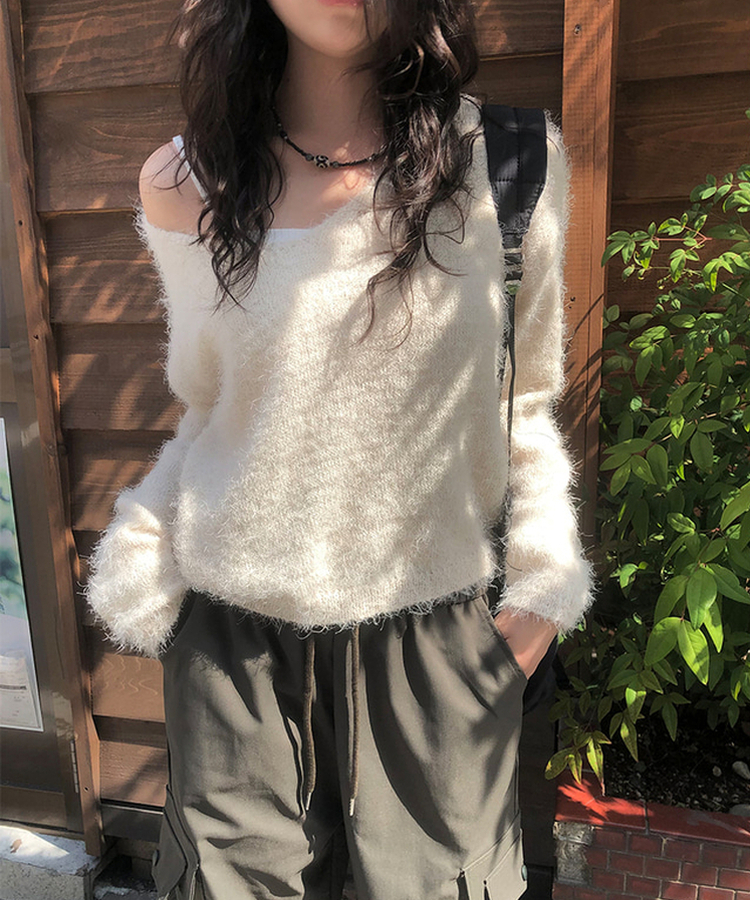 今季♡完売♪アンゴラVネックニット アンゴラVネックニット | ファッション通販サイト NUGU