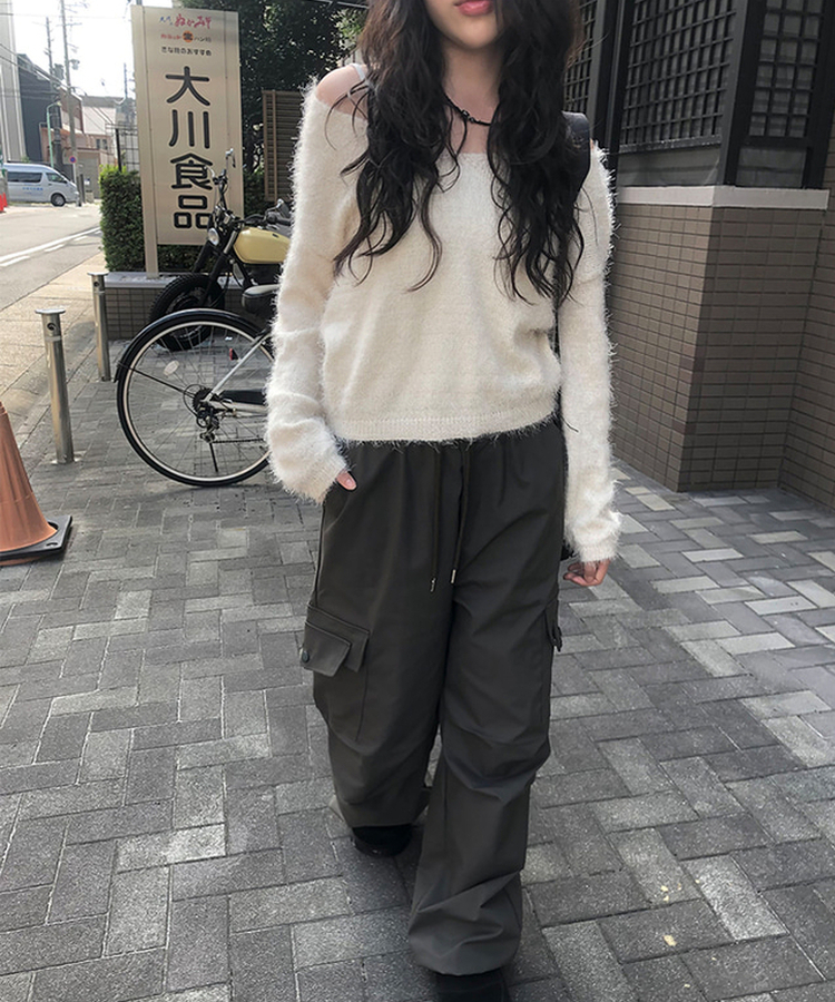 今季♡完売♪アンゴラVネックニット Vネックアンゴラクロップニット｜ニット｜韓国ファッション通販 SONA