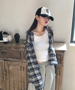 ビーノスリムフィット長袖Tシャツ IVORY