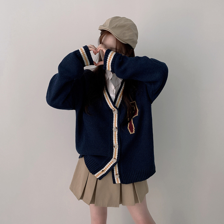 新品未使用 Shirley Bredal 刺繍 カーディガン 3y 新品未使用