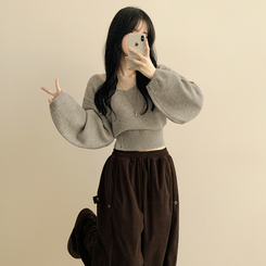 아방핏 트임버튼 원 오프숄더 크롭 입술넥 벌룬니트 연말룩 그레이