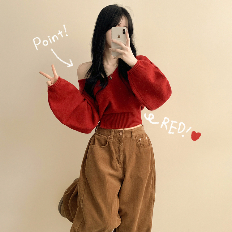 아방핏 트임버튼 원 오프숄더 크롭 입술넥 벌룬니트 연말룩 레드