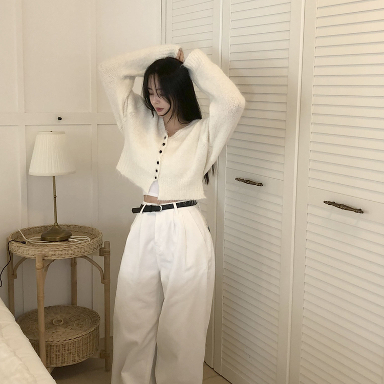 SGD23968 ウールアンゴラVネックファークロップカーディガン