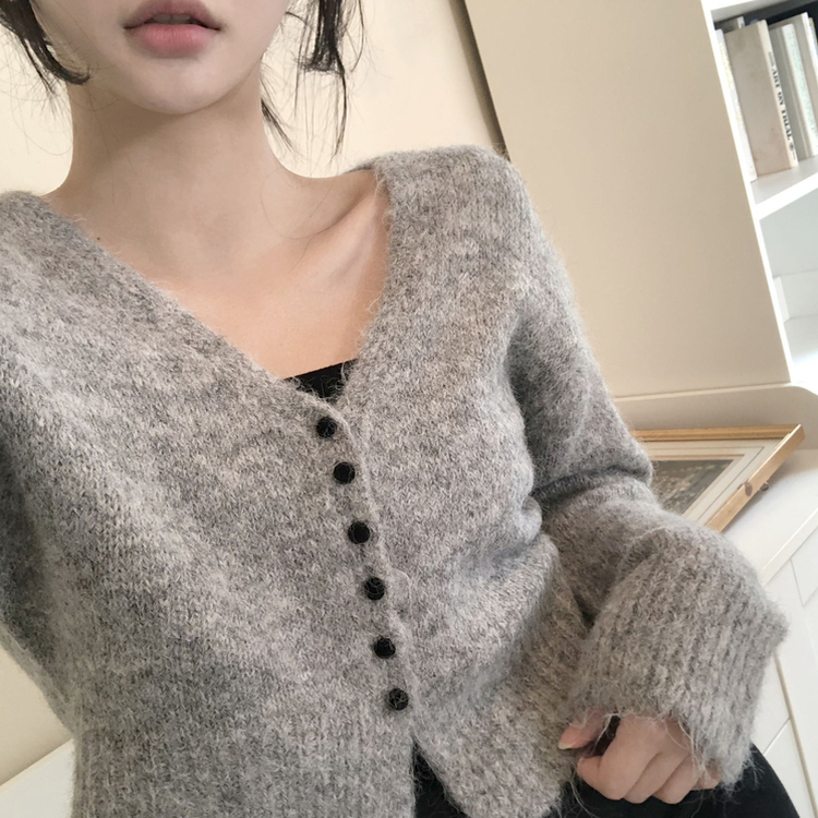 SGD23968 ウールアンゴラVネックファークロップカーディガン SGD23968 ウールアンゴラVネックファークロップカーディガン