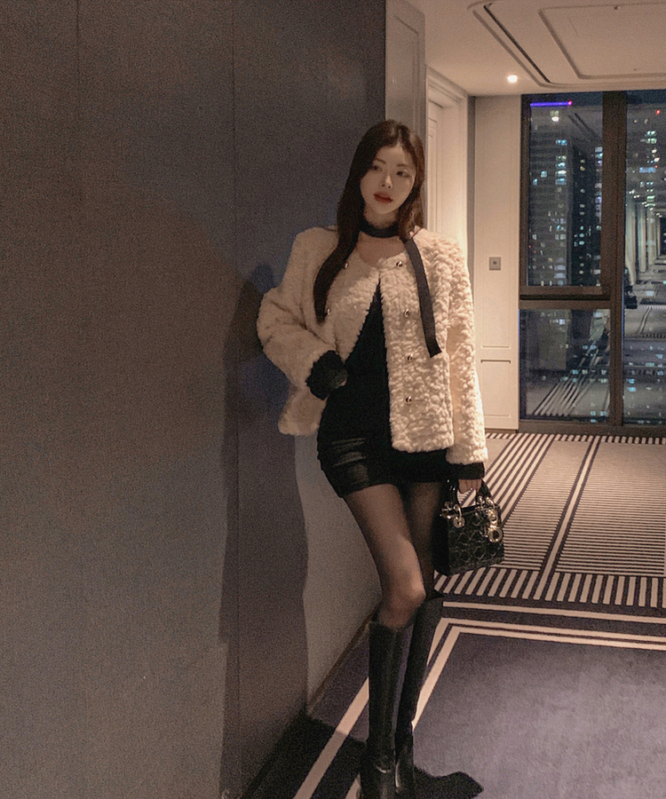 ダブルボタンポケットフェイクファージャケット BEIGE