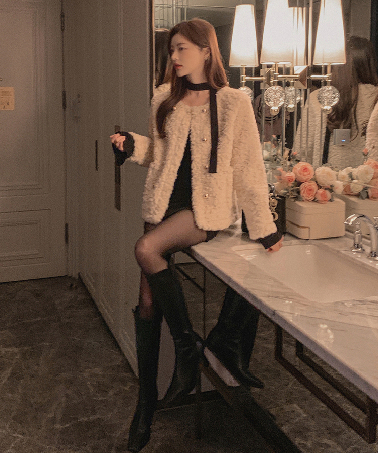 ダブルボタンポケットフェイクファージャケット BEIGE