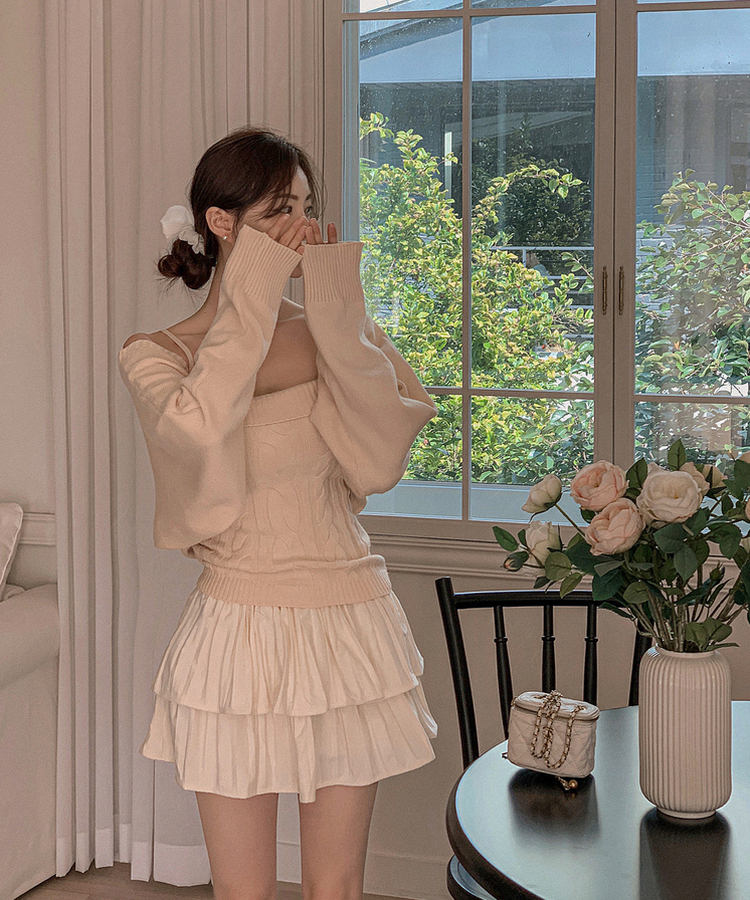 ティアードプリーツフレアーベルベットスカートパンツ｜ミニスカート