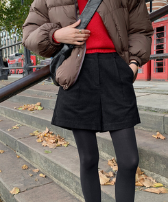 ェスナットピンタック4分丈コーデュロイパンツ BLACK