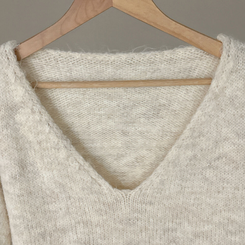 【SET】Vネックルーズフィットニット+キャミソール