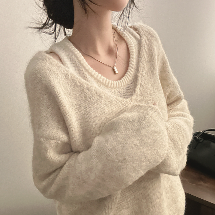 【SET】Vネックルーズフィットニット+キャミソール IVORY